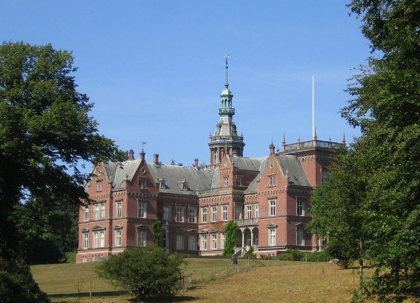 Vrams Gunnarstorps Slott, Sweden